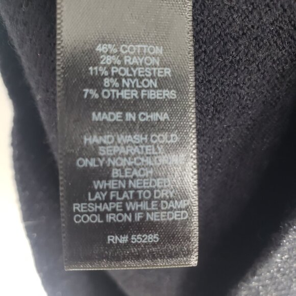 3/$25 Express Metallic Striped Sweater M V Neck Pullover Multicolor Black - Picture 7 of 7